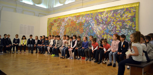 Children at Museum