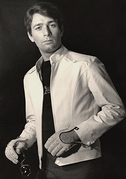 Henry in Pierre Cardin 1967 Photo by Heinz Schuster