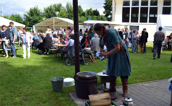 EINLADUNG zum 12. Deutsch-Mongolischen Volksfest 18.07.2015 in Wamannsdorf - Schnefeld Berlin