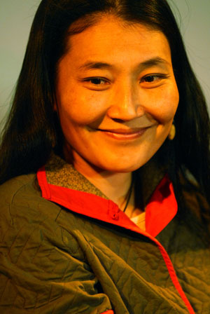 Уран бутээлч, дуучин Урнаа, Urna Chahar-Tugchi Künslerin aus der Mongolei, Artist from Mongolia