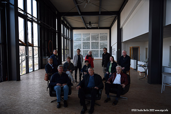 Deutsch-Mongolische Gesellschaft: Gemeinsamer Besuch der Galerie und Ausstellung des mongolischen Malers Otgo in Berlin